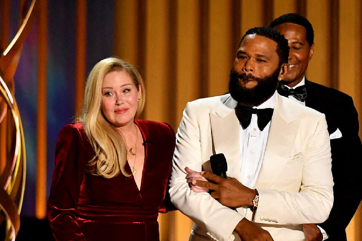 Christina Applegate, 75. nagrody Emmy, 15