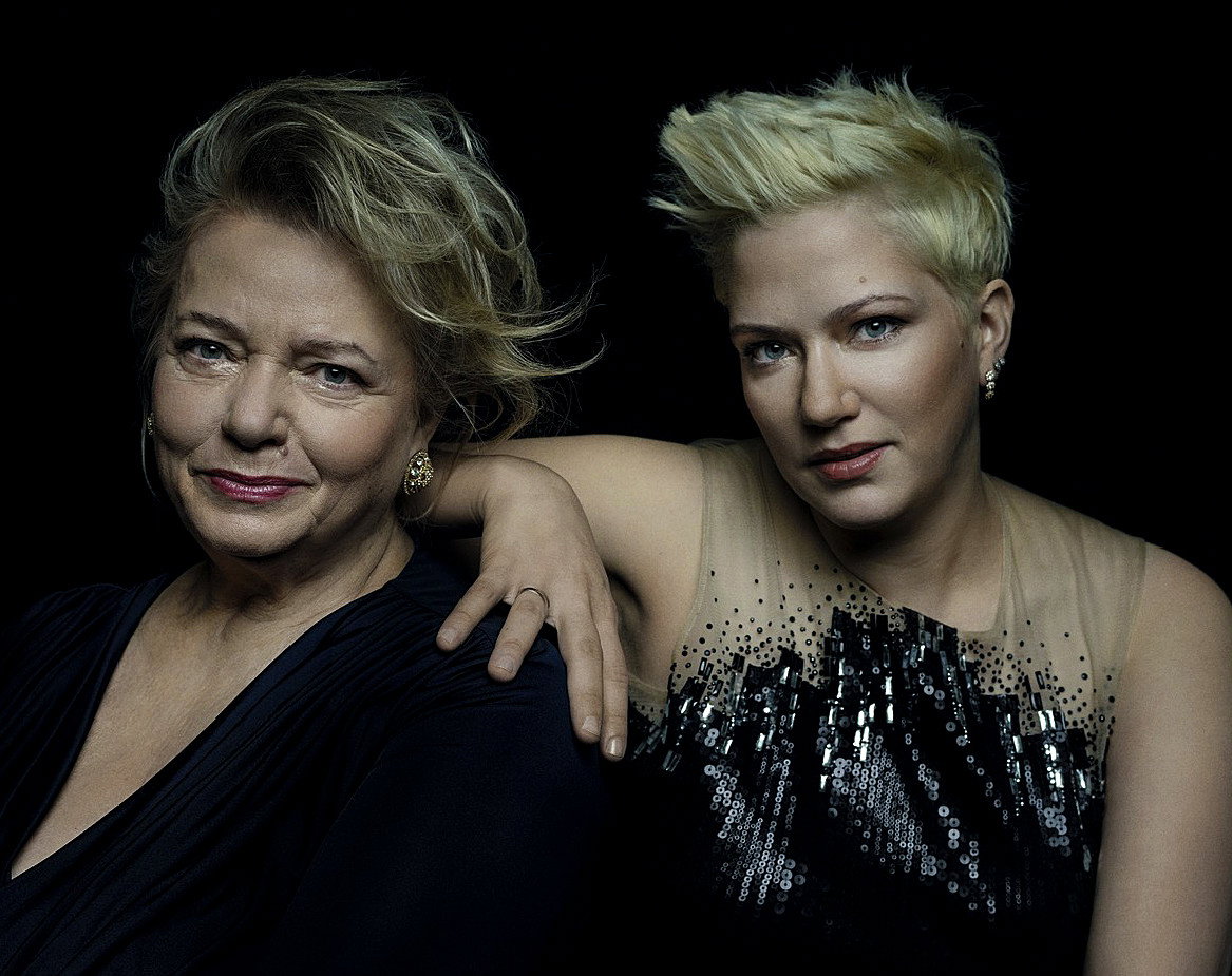 Magdalena Małecka-Wippich, Viva! 8/2015, Anna Seniuk, Viva! 8/2015