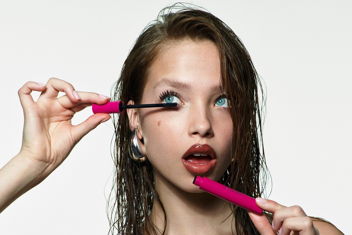 DOUGLAS COLLECTION_MINI MAXI Panoramic & Volumising Mascara_1