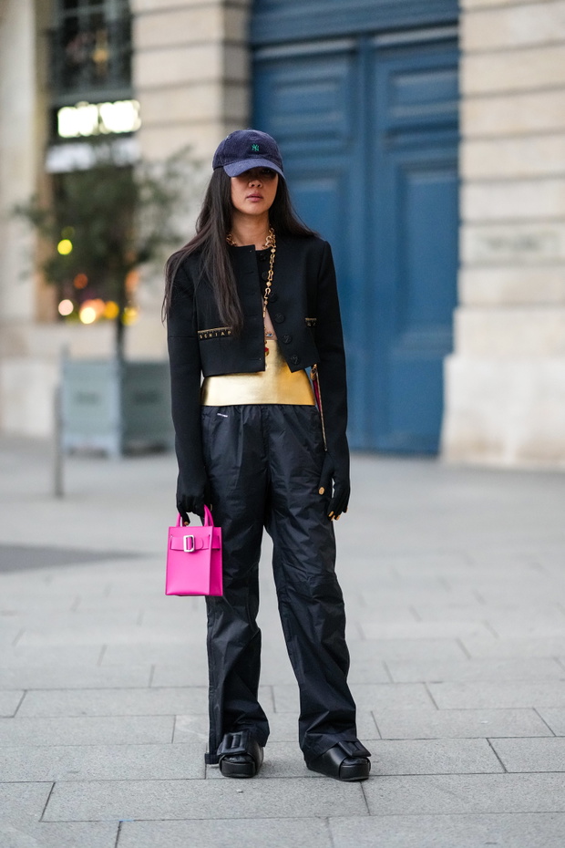 Street Style : Day Seven - Paris Fashion Week - Womenswear F/W 2022-2023