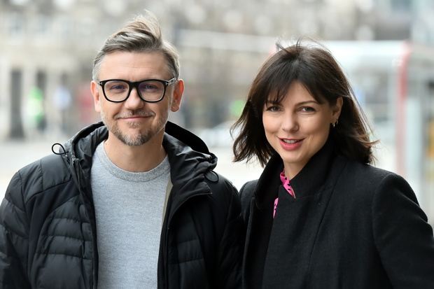 Krzysztof Czeczot i Karolina Gorczyca przed studiem DDTVN