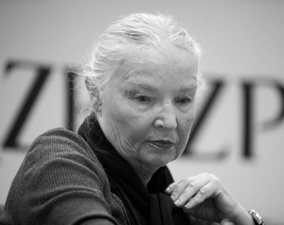 Jadwiga Staniszkis nie żyje - jamnik otwarciowe