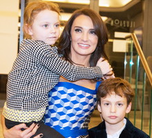 Dominika Kulczyk z dziećmi, Inauguracja działalności Fundacji Kulczyk Foundation, 2014