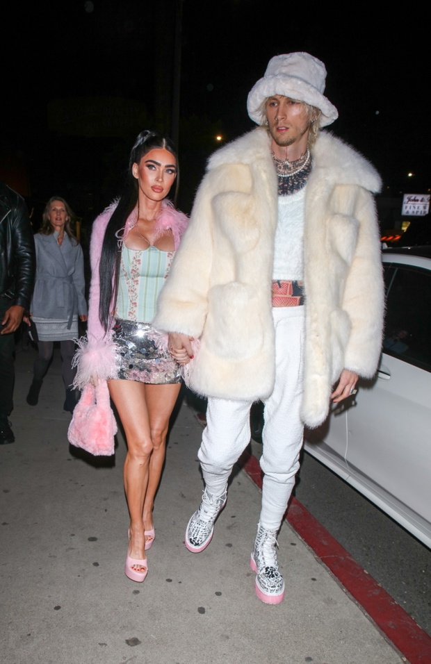 Megan Fox and MGK arrive in matching outfits at Catch Steak