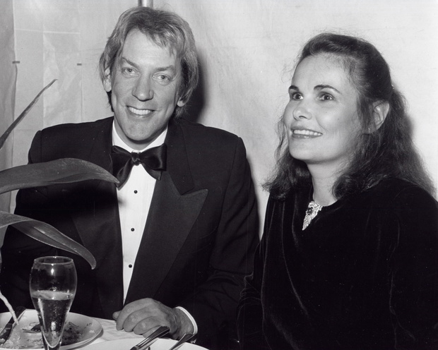 Entertainment News - March 23, 1983