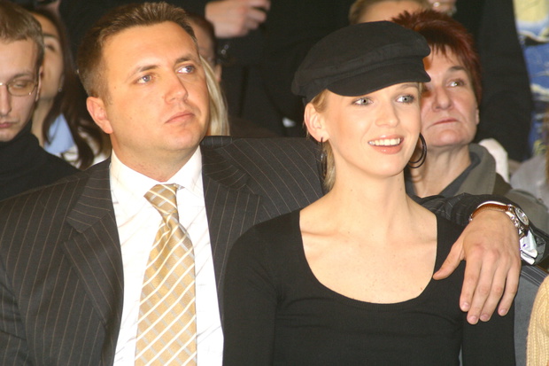 MAGDA MOLEK z mezem