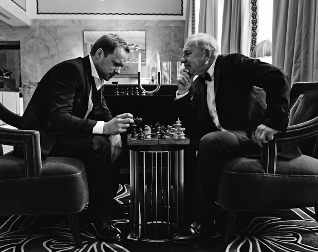 Jerzy Stuhr, Maciej Stuhr, VIVA! listopad 2014, 23/2014, czarno-biały