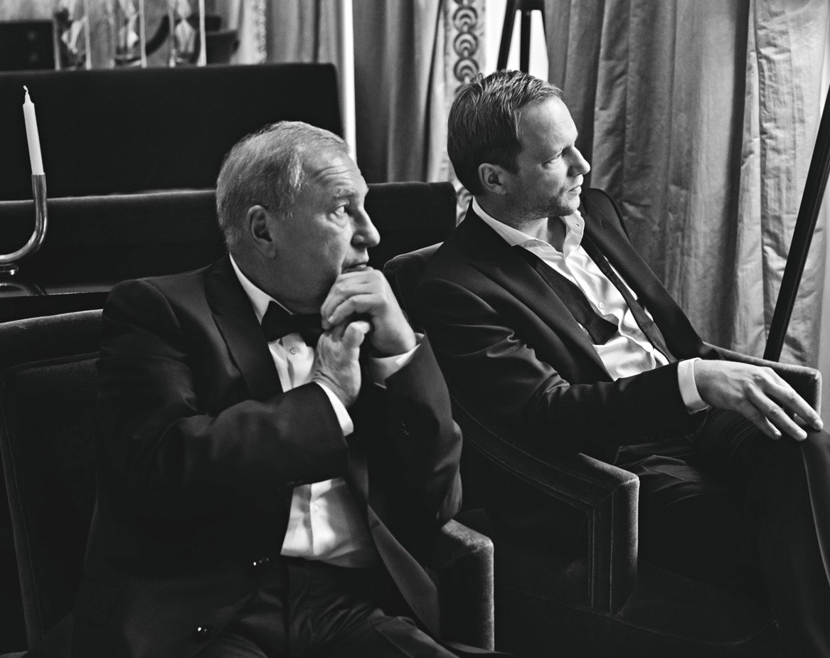 Jerzy Stuhr, Maciej Stuhr, VIVA! listopad 2014, 23/2014, czarno-biały