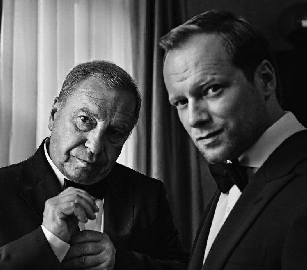 Jerzy Stuhr, Maciej Stuhr, VIVA! listopad 2014, 23/2014, czarno-biały