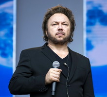 Mieczysław Szcześniak, Wciąż tak blisko - 30 rocznica pobytu Jana Pawła II w Gdyni, 2017