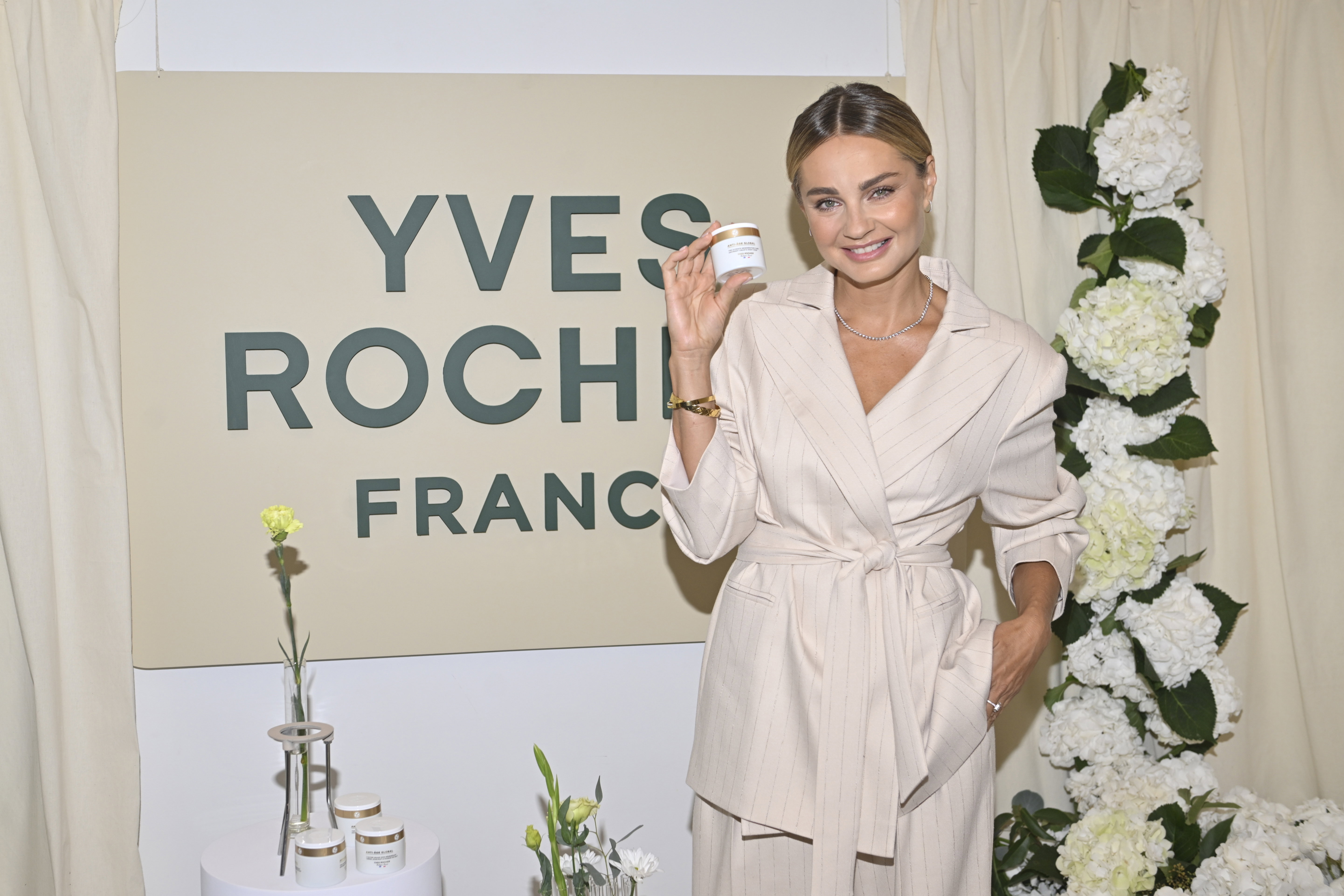 Małgorzata Socha polską ambasadorką gamy kosmetyków Anti-Âge Global marki Yves Rocher. Fot. Jacek Kurnikowski/AKPA