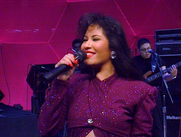 Selena y Los Dinos, Netflix