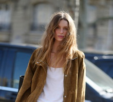 Street Style - Paris Fashion Week - Womenswear Fall/Winter 2026/2027 - Day 4