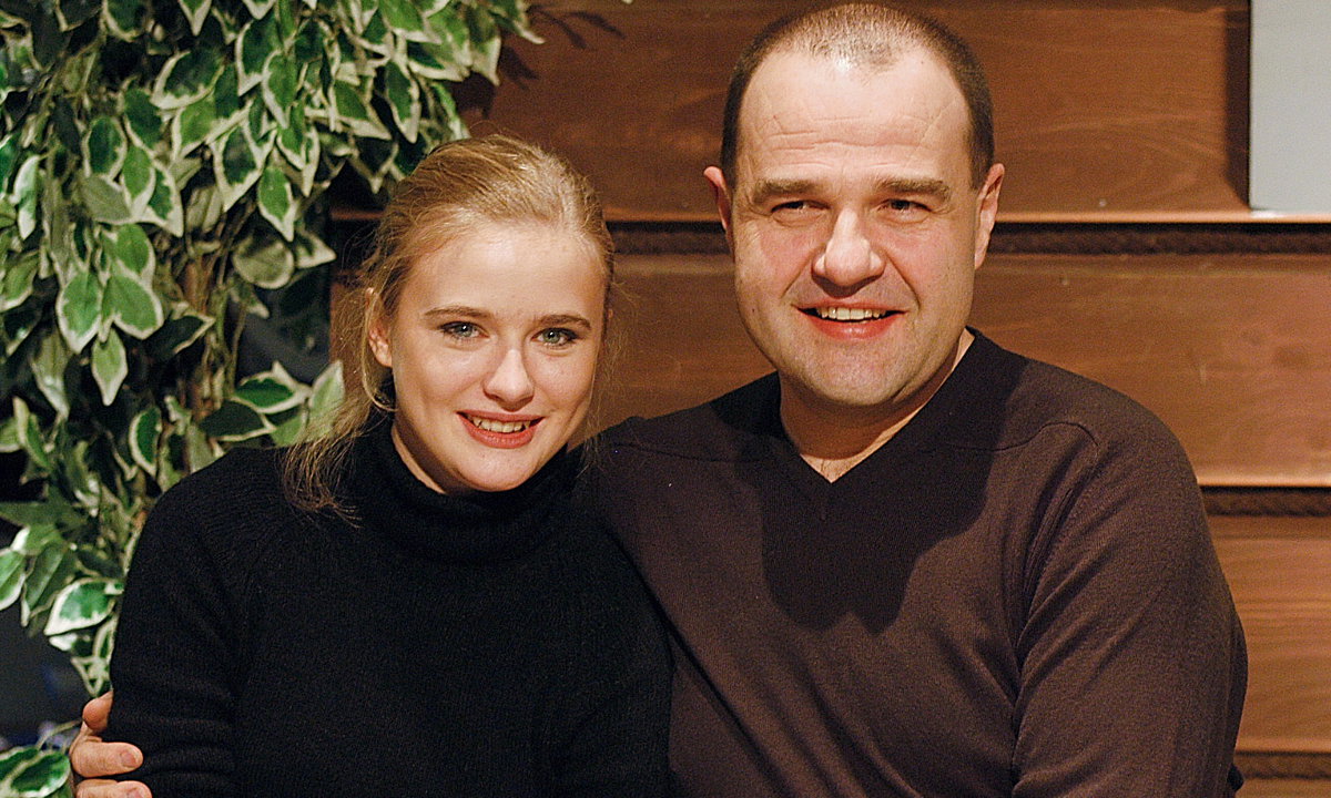 Marta Chodorowska, Cezary Żak  luty 2006; konferencja prasowa nowego serialu TVP "Ranczo"