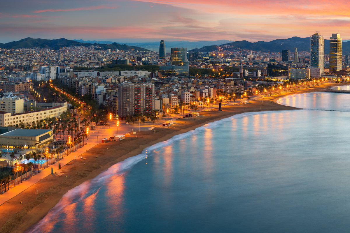 Barcelona nocą
