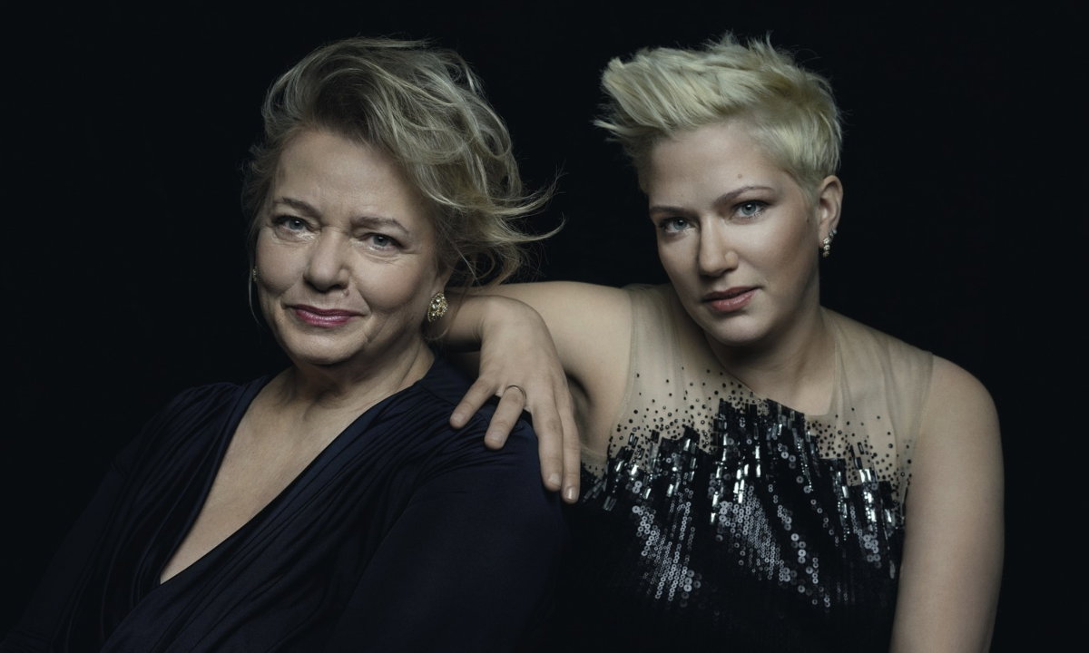 Magdalena Małecka-Wippich, Viva! 8/2015, Anna Seniuk, Viva! 8/2015