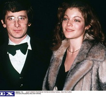 steven-spielberg-and-amy-irving-actress-first-wife-film-director-without-his-beard-1981-371739-GALLERYBIG-ebe0e90