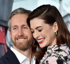 Anne Hathaway, Adam Shulman