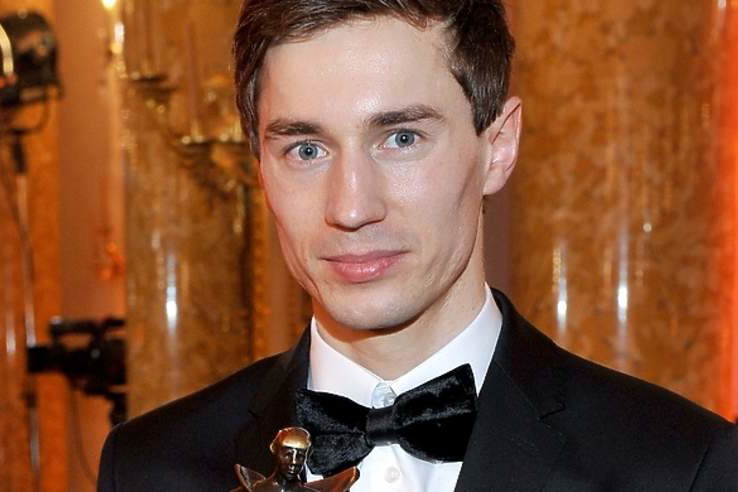 kamil-stoch-nago-kamil-stoch-w-rozbieranej-sesji-naga-sesja-kamila-stocha-215312-GALLERYBIG-940186c