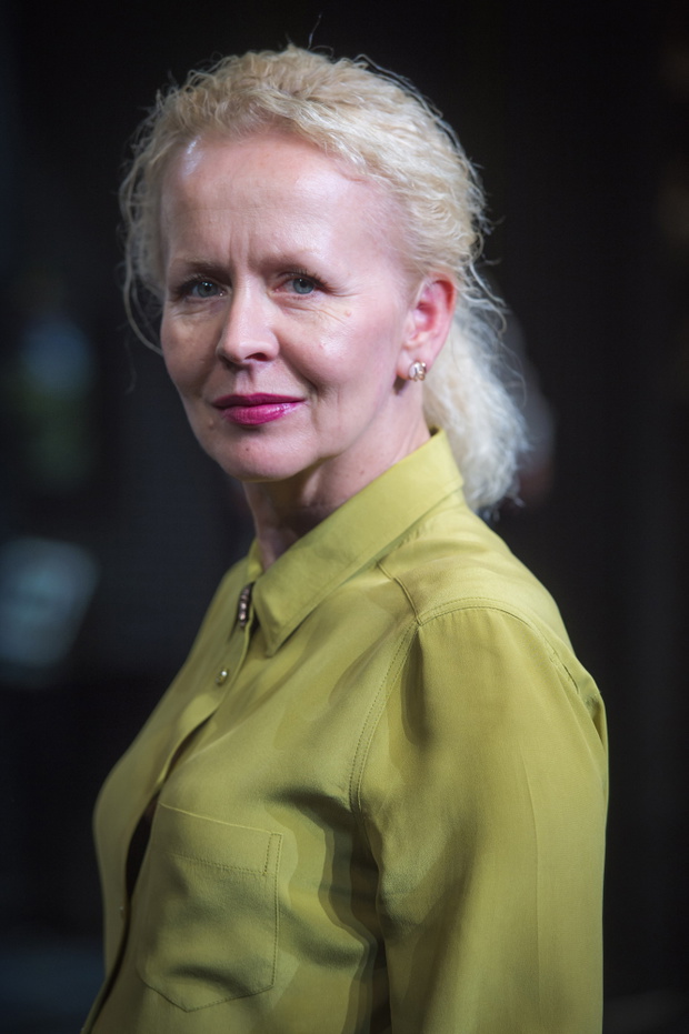 Dogville Larsa von Triera w Teatrze Syrena