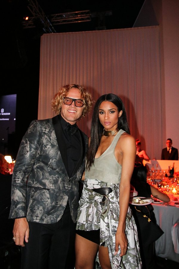 peter-dundas-i-ciara-306101-GALLERY600-135a8e1