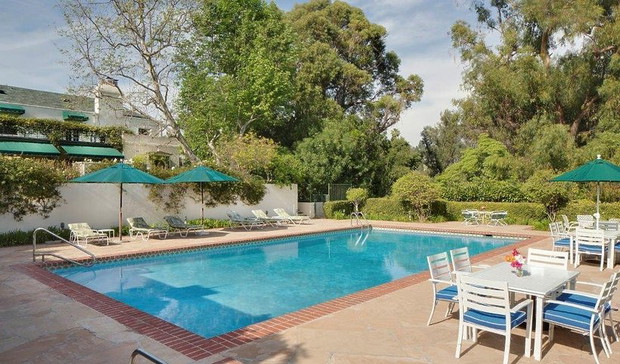 luksusowy-dom-taylor-swift-w-beverly-hills-306915-GALLERYBIG-9a6d579