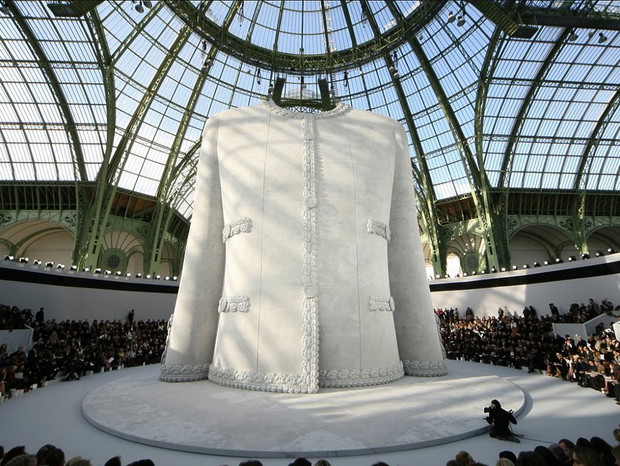chanel-wiosna-lato-2008-couture-310125-GALLERYBIG-64c3fba