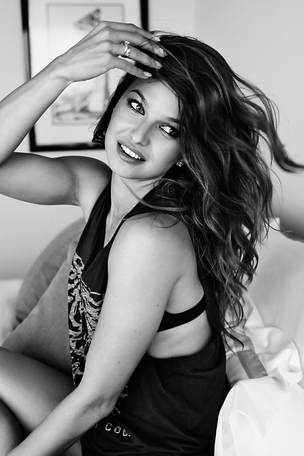 anna-lewandowska-w-vivie-w-2014-roku-314132-GALLERY600-4eb5085