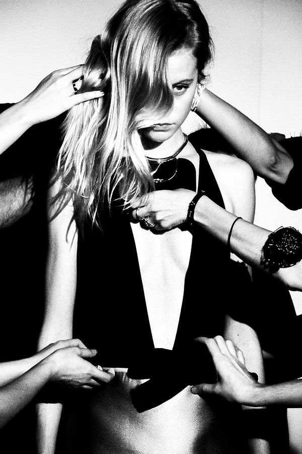 zdjecie-z-wystawy-alber-elbazlanvin-manifesto-313919-GALLERY600-6e722e1