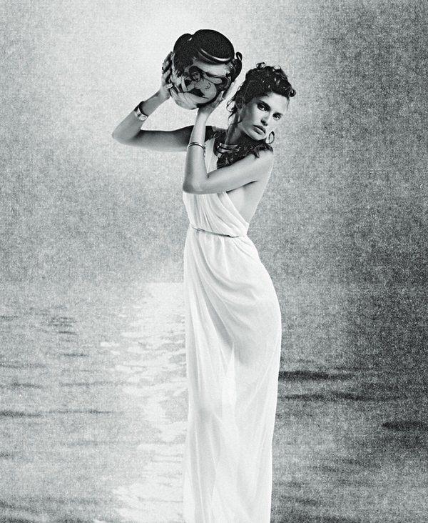 zdjecie-z-wystawy-karl-lagerfeld-a-visual-journey-315380-GALLERY600-7c32ada