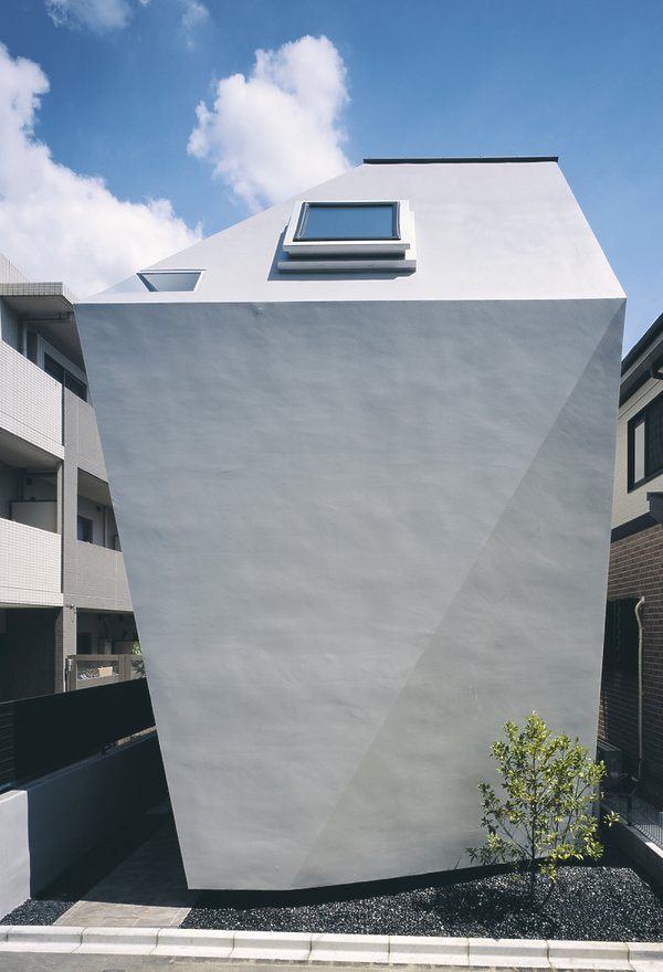 bb-house-w-tokio-315899-GALLERY600-dc2a002