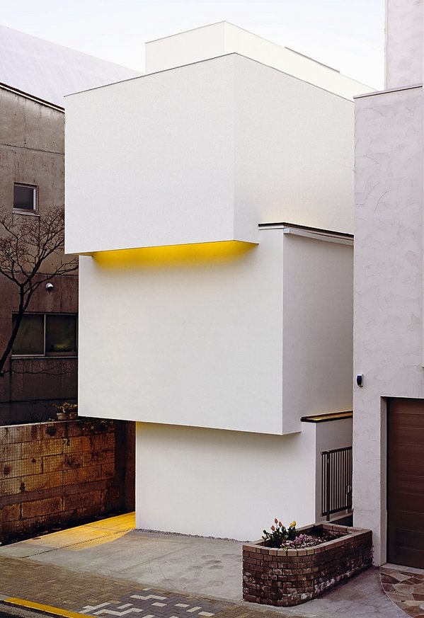 obi-house-w-tokio-315973-GALLERY600-7e52225