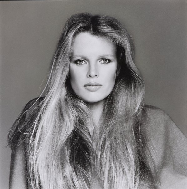kim-basinger-315607-GALLERY600-4c08d22
