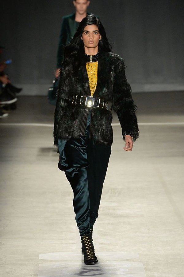 pokaz-balmain-x-hm-316560-GALLERY600-fbef959