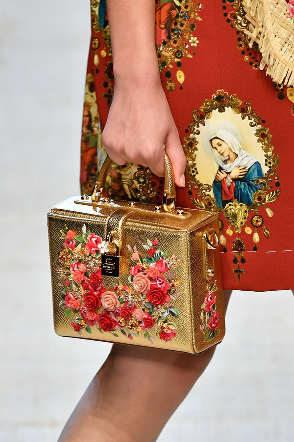 torba-dolce-gabbana-na-wiosne-2017-380873-GALLERY600-c67a1b1