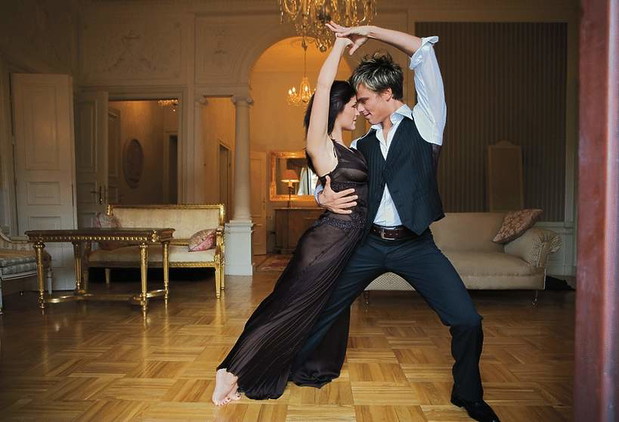katarzyna-cichopek-i-marcin-hakiel-viva-listopad-2005-322369-GALLERYBIG-bec1aaa
