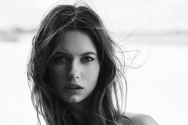 karolina-malinowska-viva-sierpien-2016-369979-GALLERY600-383e429