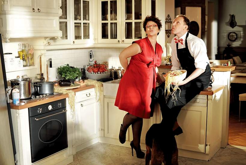 dorota-zawadzka-super-nania-z-mezem-w-kuchni-viva-2010-324683-GALLERYBIG-ea1a55f