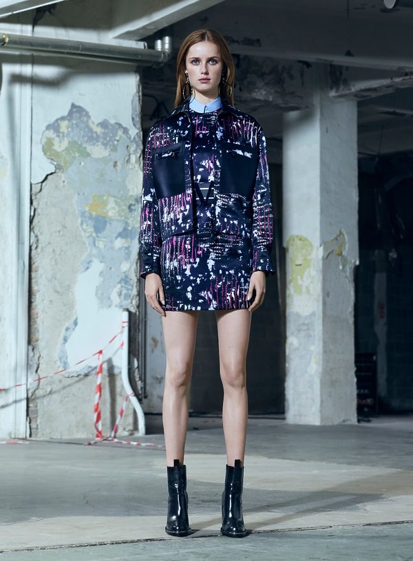 versace-pre-fall-2016-327439-GALLERY600-aafa5b0