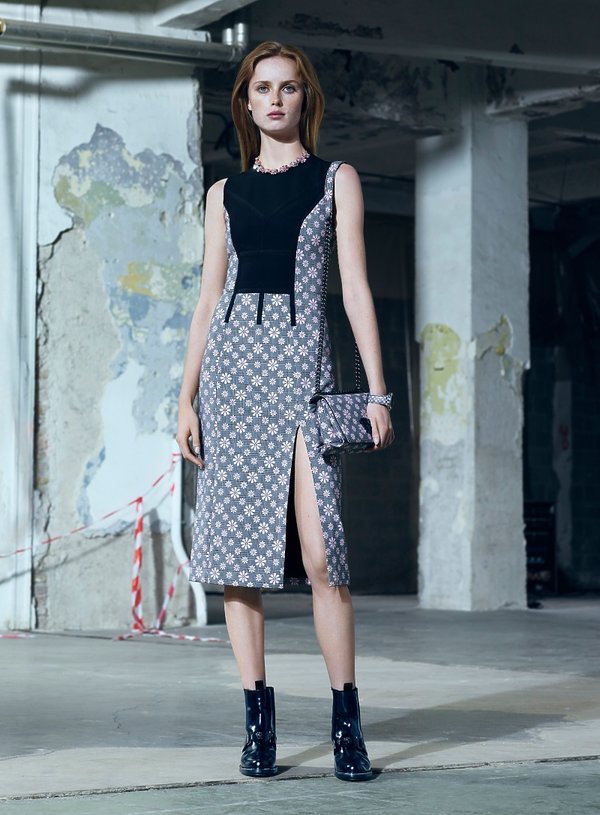 versace-pre-fall-2016-327471-GALLERY600-382b7aa