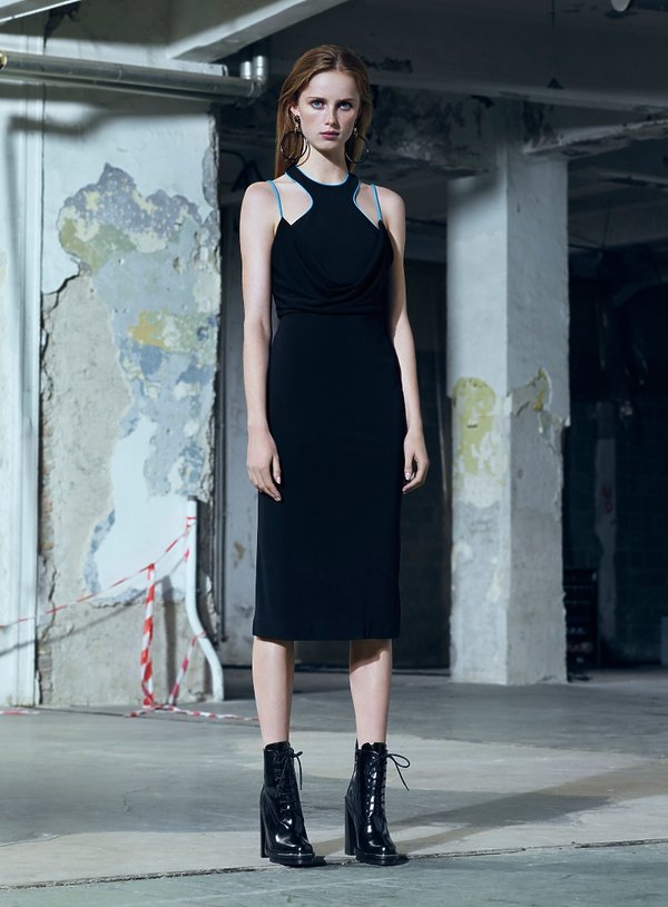 versace-pre-fall-2016-327449-GALLERY600-35c548b