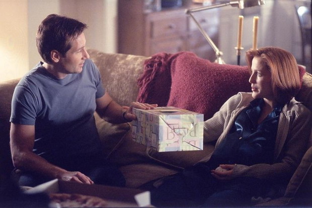 david-duchovny-i-gillian-anderson-333784-GALLERYBIG-45778fd