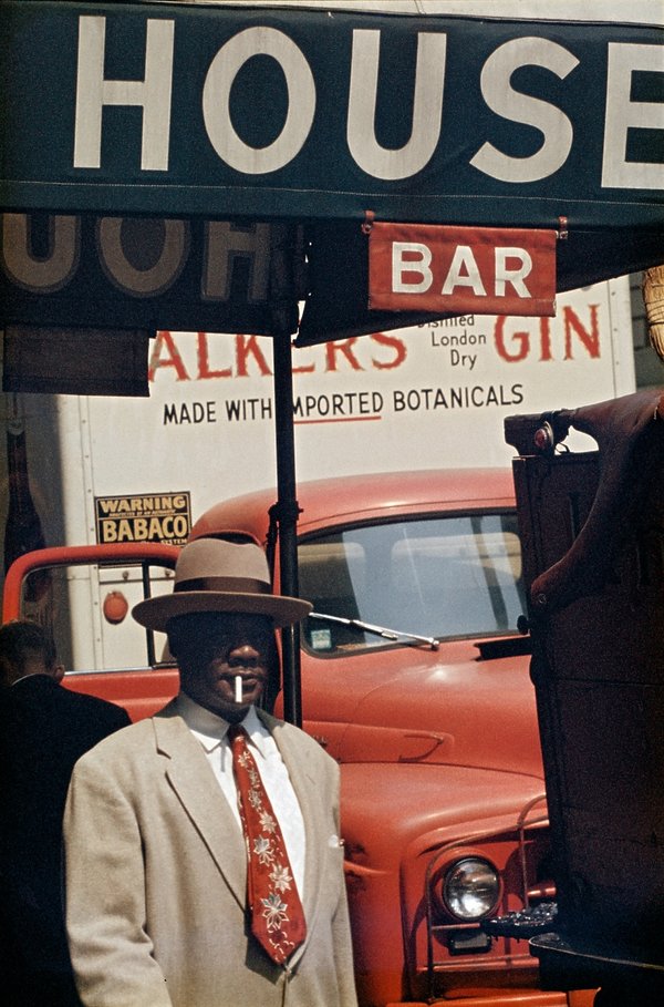saul-leiter-336255-GALLERY600-0e1bacf
