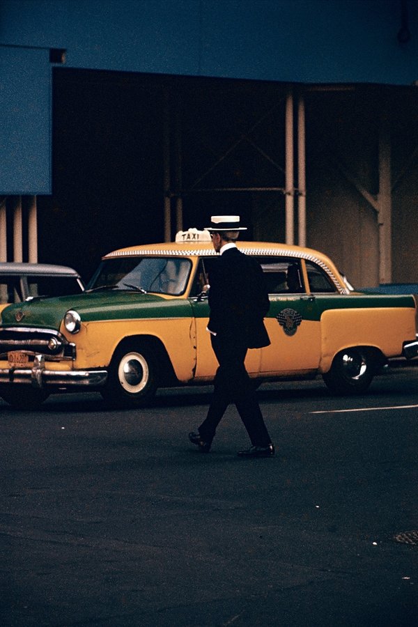 saul-leiter-336207-GALLERY600-e34bca6