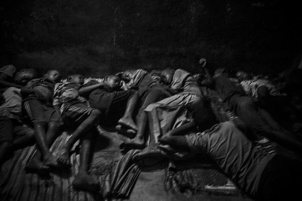 mario-cruz-talibes-modern-day-slaves-portugal-2015-338624-GALLERYBIG-21c5ddb