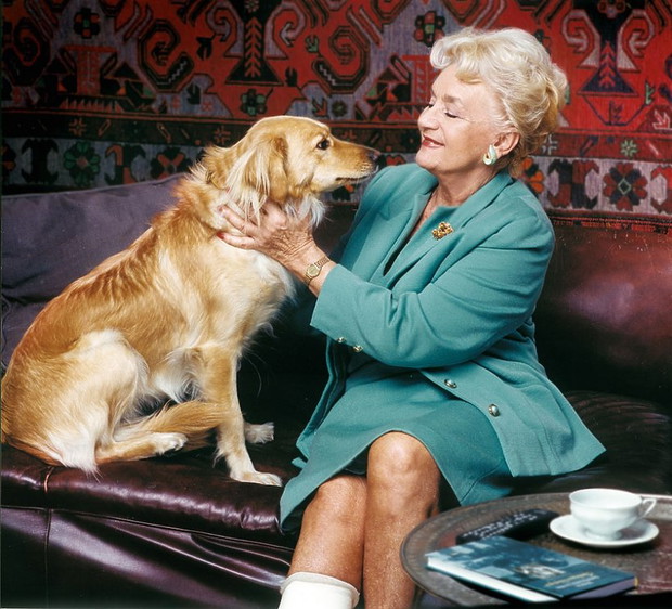 barbara-jaruzelska-viva-grudzien-2001-344645-GALLERYBIG-ae4ade9