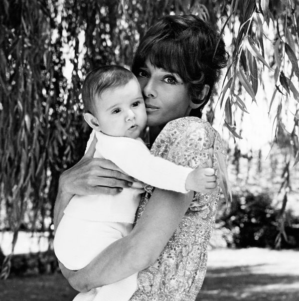 audrey-hepburn-z-synem-luca-w-1970-roku-345904-GALLERY600-47ce97b