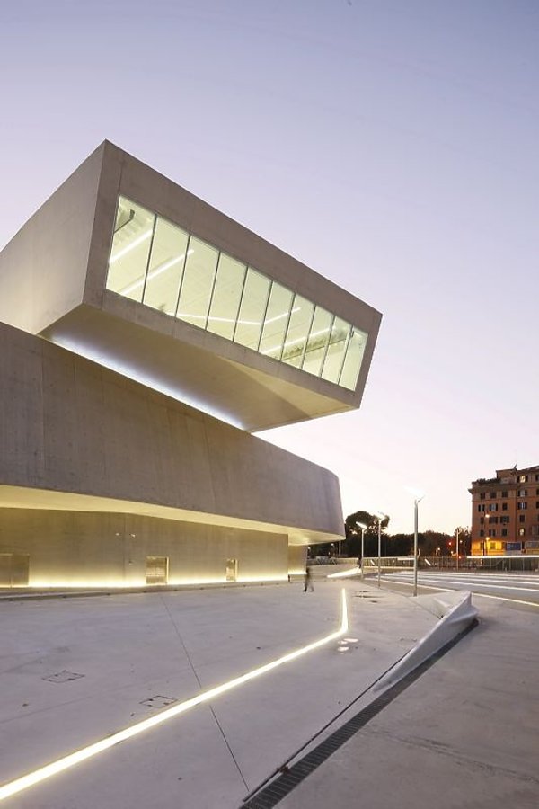 muzeum-maxxi-w-rzymie-346453-GALLERY600-25ab27e