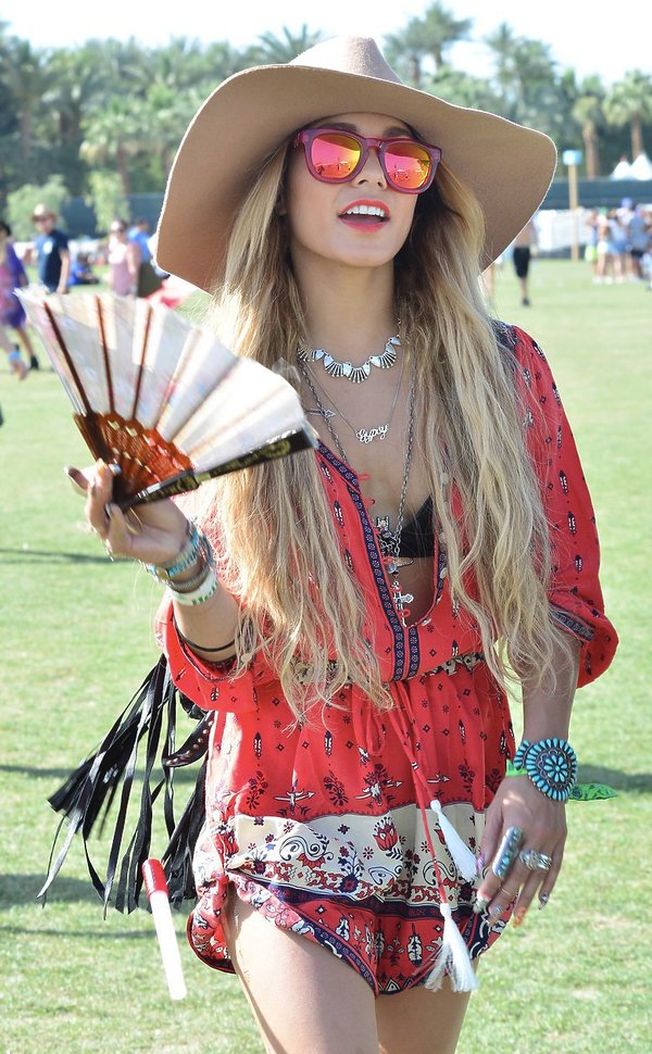 vanessa-hudgens-na-coachella-festival-2014-349170-GALLERY600-a64d6ef