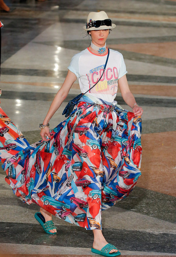 pokaz-kolekcji-chanel-resort-2017-w-hawanie-352763-GALLERY600-d1f7c34